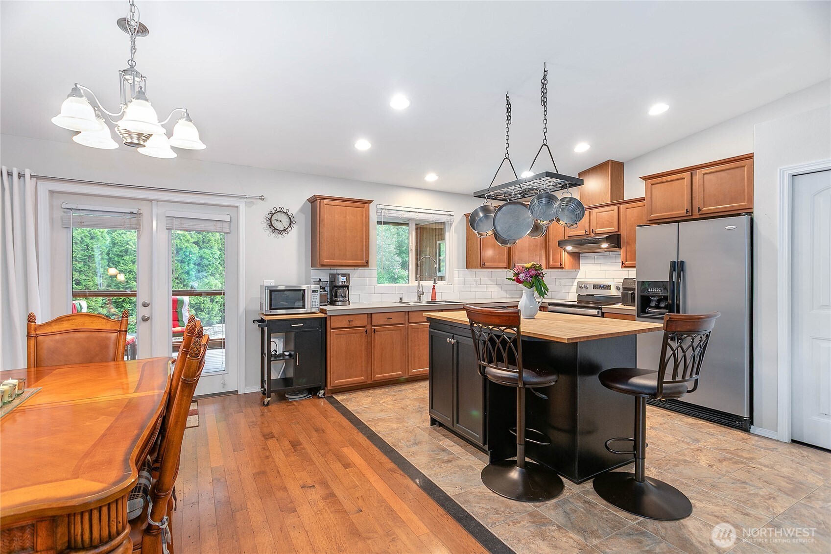 6236 Shamrock Road Maple Falls, WA 98266 - Photo 10 of 40