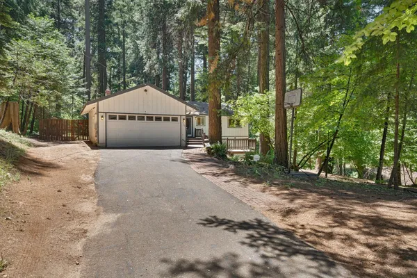 $315,000 | 6160 Bucktail Lane, Pollock Pines, CA 95726