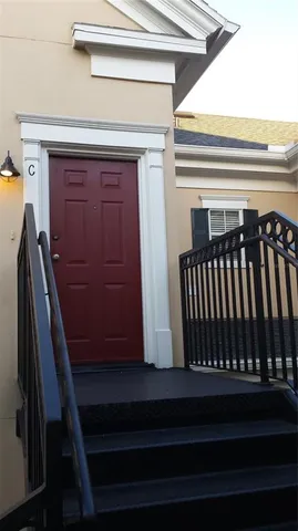 $1,700 | 1420 Lake Baldwin Lane, Orlando, FL 32814