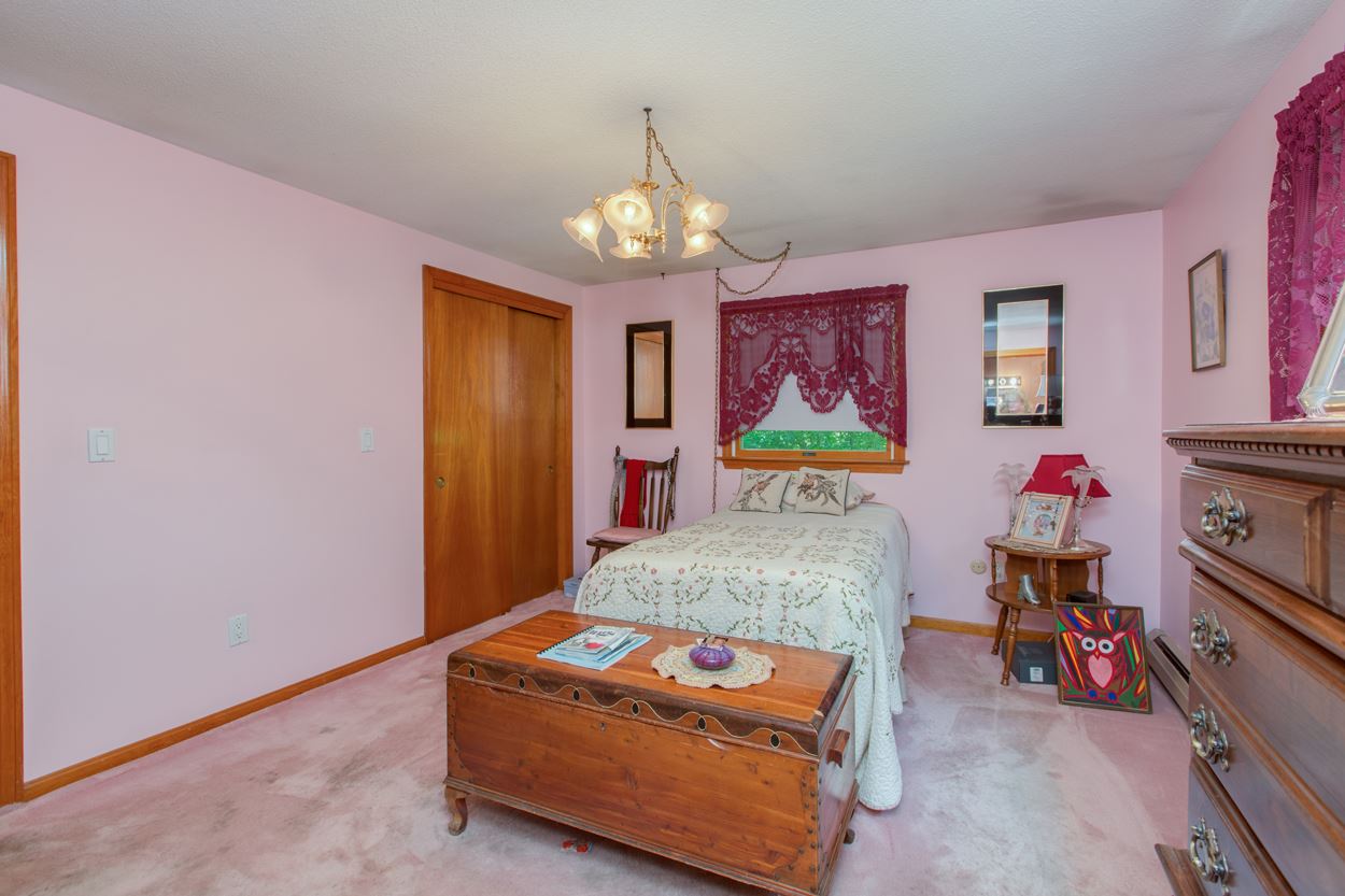 15 Wason Road Hudson, NH 03051 - Photo 11 of 24