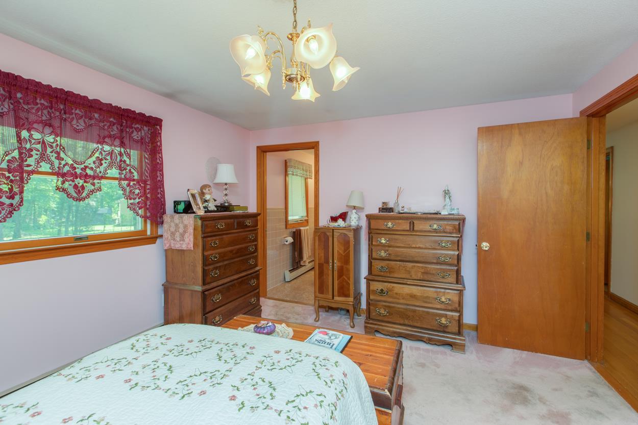 15 Wason Road Hudson, NH 03051 - Photo 12 of 24