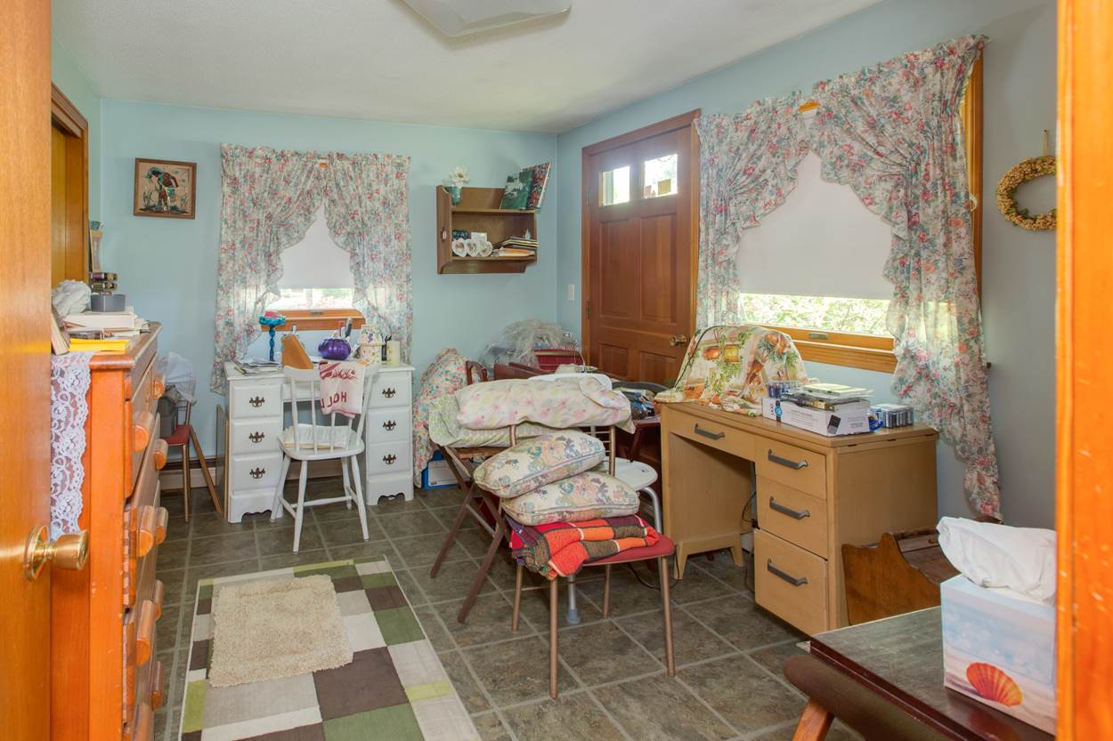 15 Wason Road Hudson, NH 03051 - Photo 13 of 24