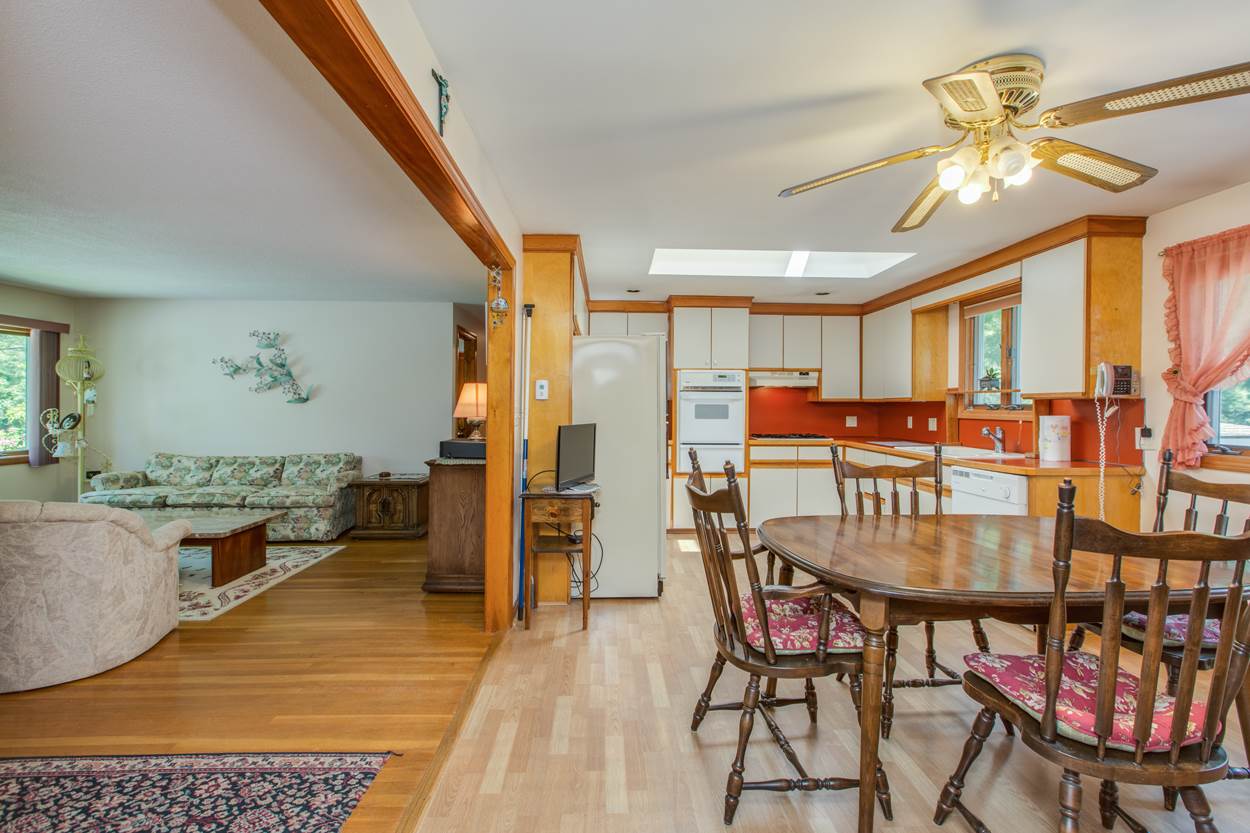 15 Wason Road Hudson, NH 03051 - Photo 10 of 24