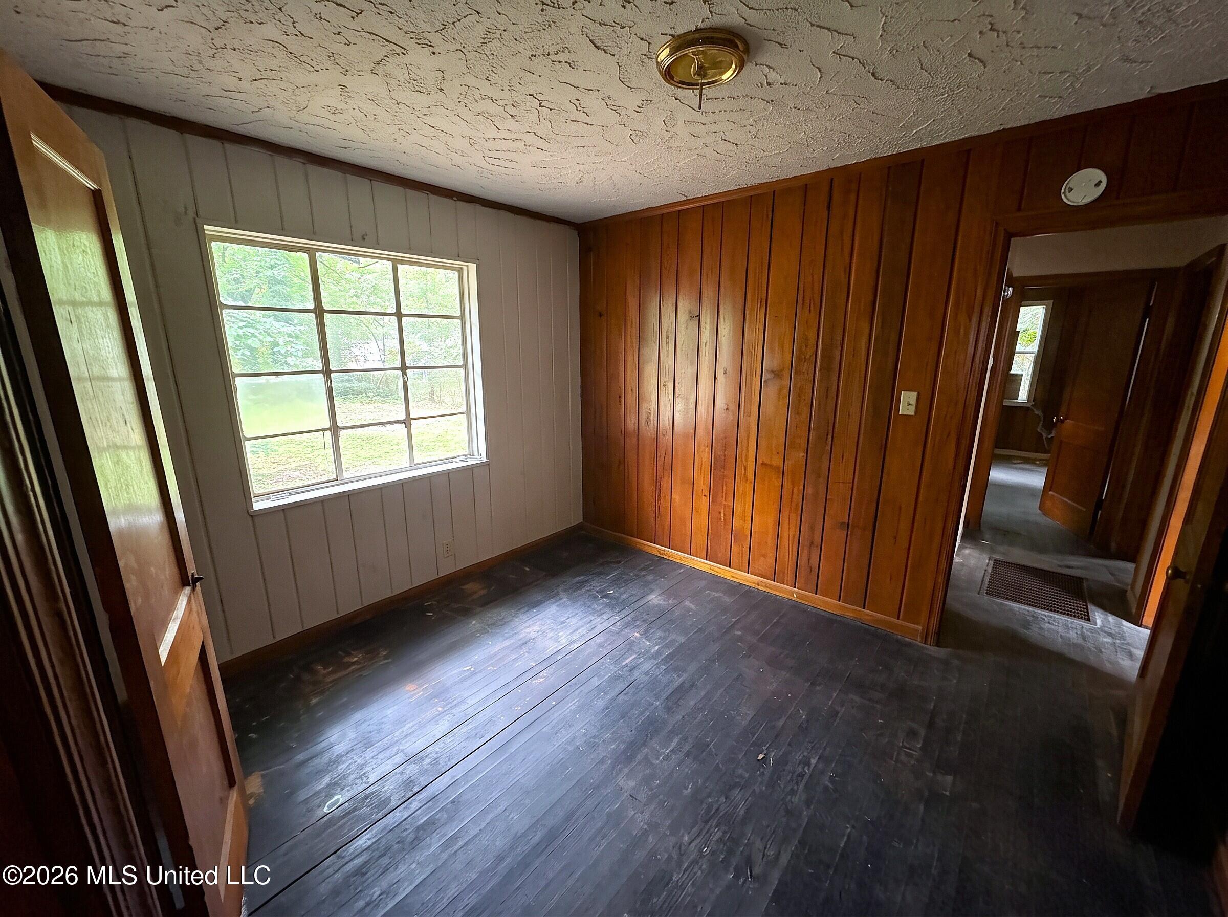1159 West McDowell Road Jackson, MS 39212 - Photo 6 of 10 6 (Bedroom 2)