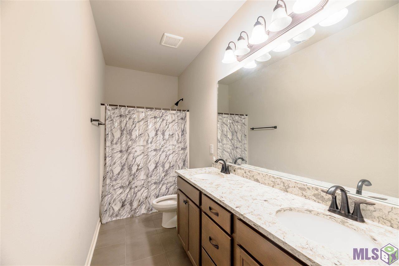 735 Sehdeva Memorial Drive Baton Rouge, LA 70820 - Photo 3 of 14 Gallery Image 3
