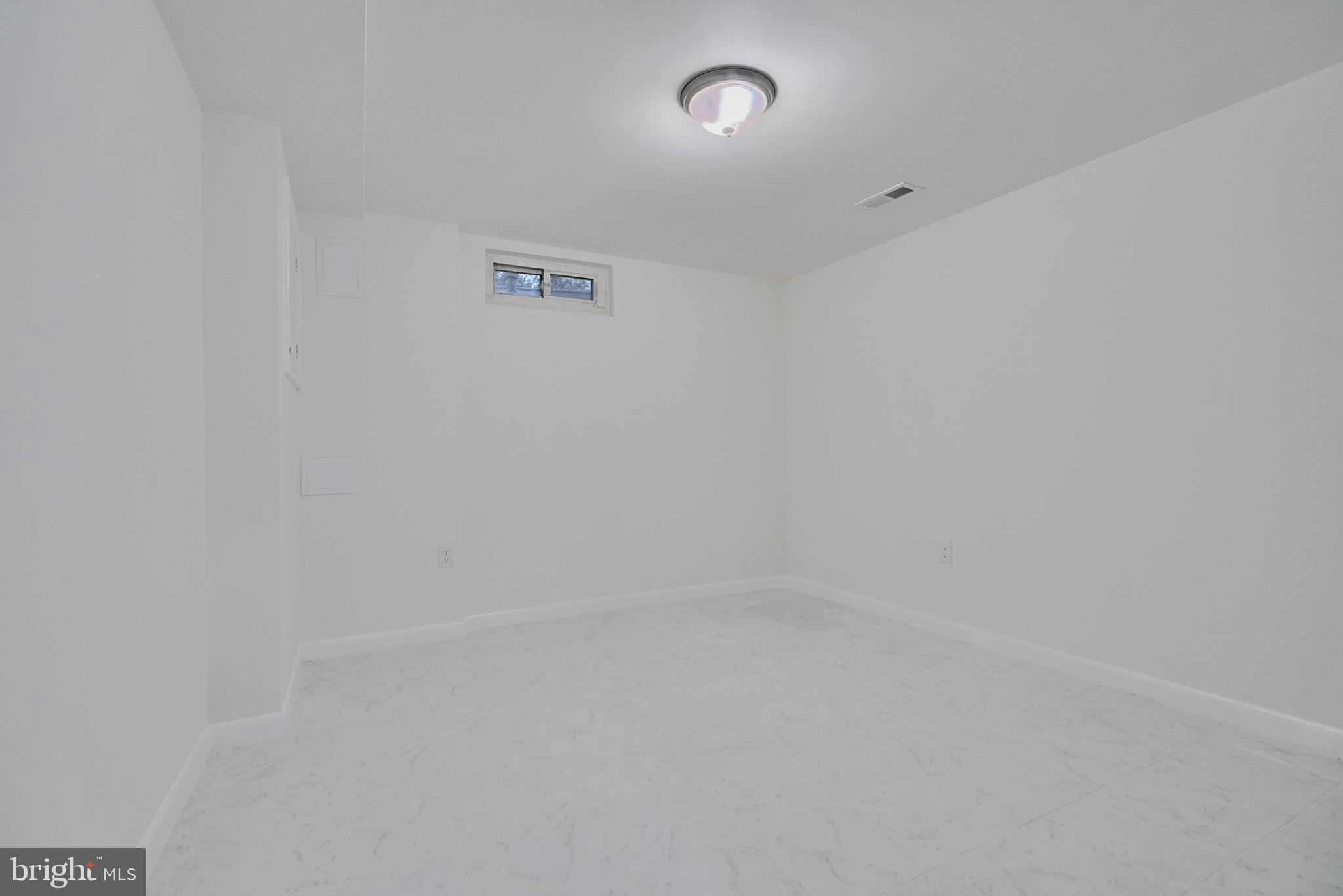 1103 Litchfield Road Baltimore, MD 21239 - Photo 35 of 50