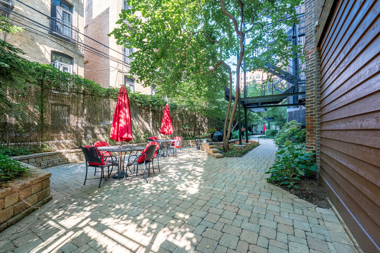 20 East Cedar Street, Unit 4D Chicago, IL 60611 - Photo 26 of 29 a view of outdoor space yard and patio