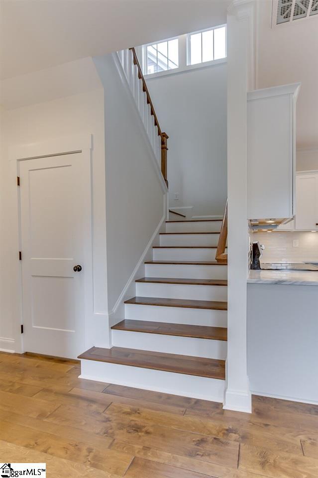 28 Ridgeway Avenue Greenville, SC 29607 - Photo 12 of 30