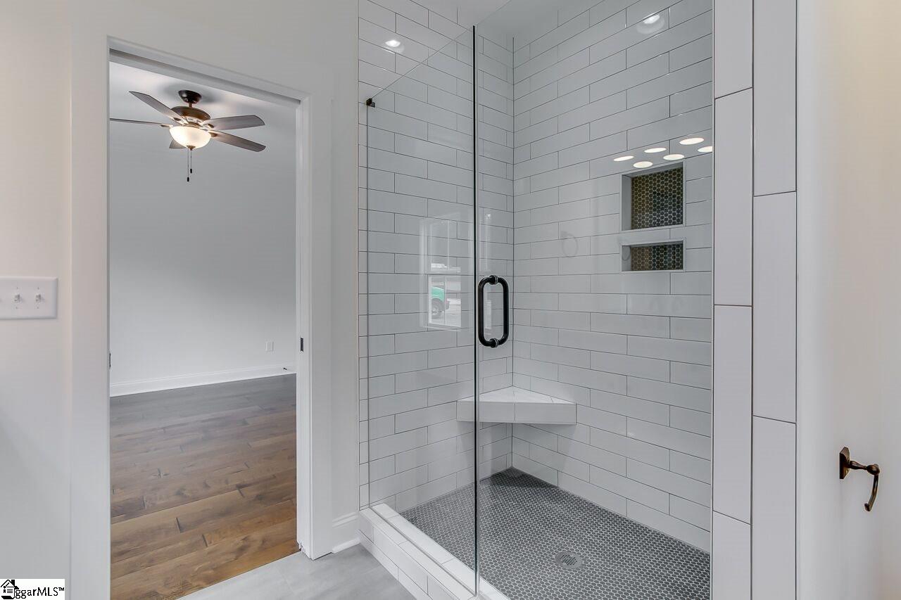 28 Ridgeway Avenue Greenville, SC 29607 - Photo 21 of 30