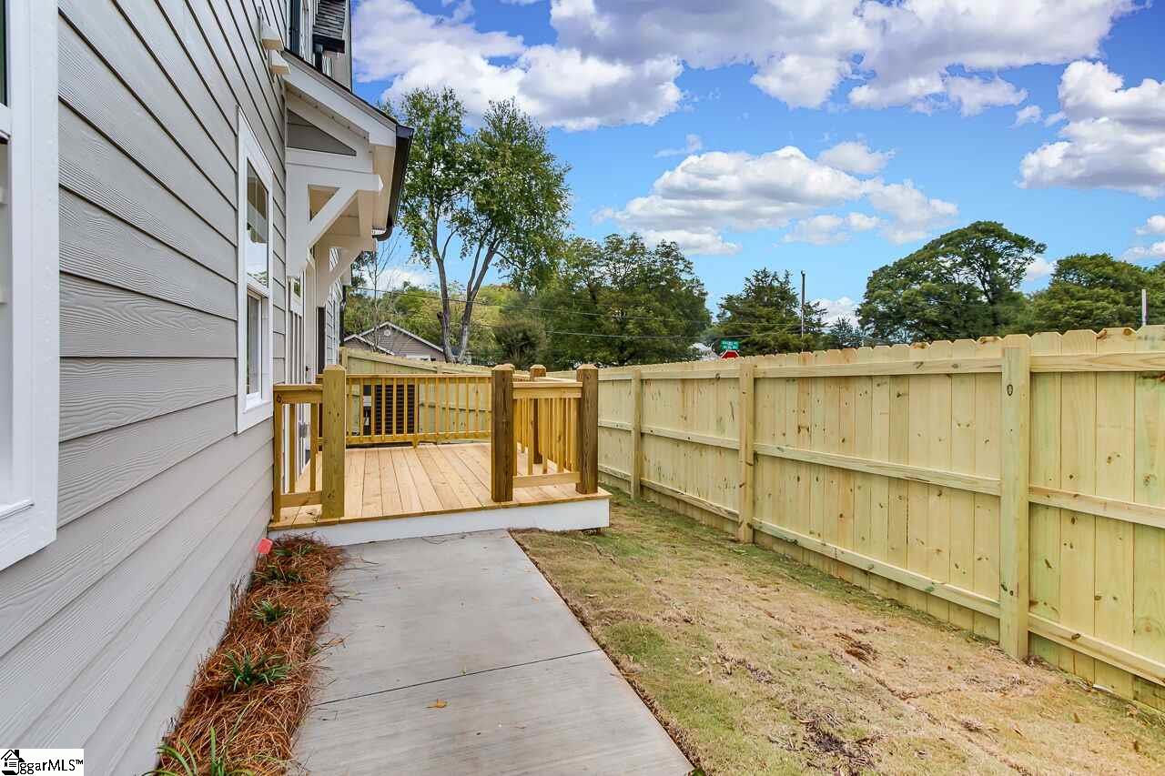 28 Ridgeway Avenue Greenville, SC 29607 - Photo 26 of 30