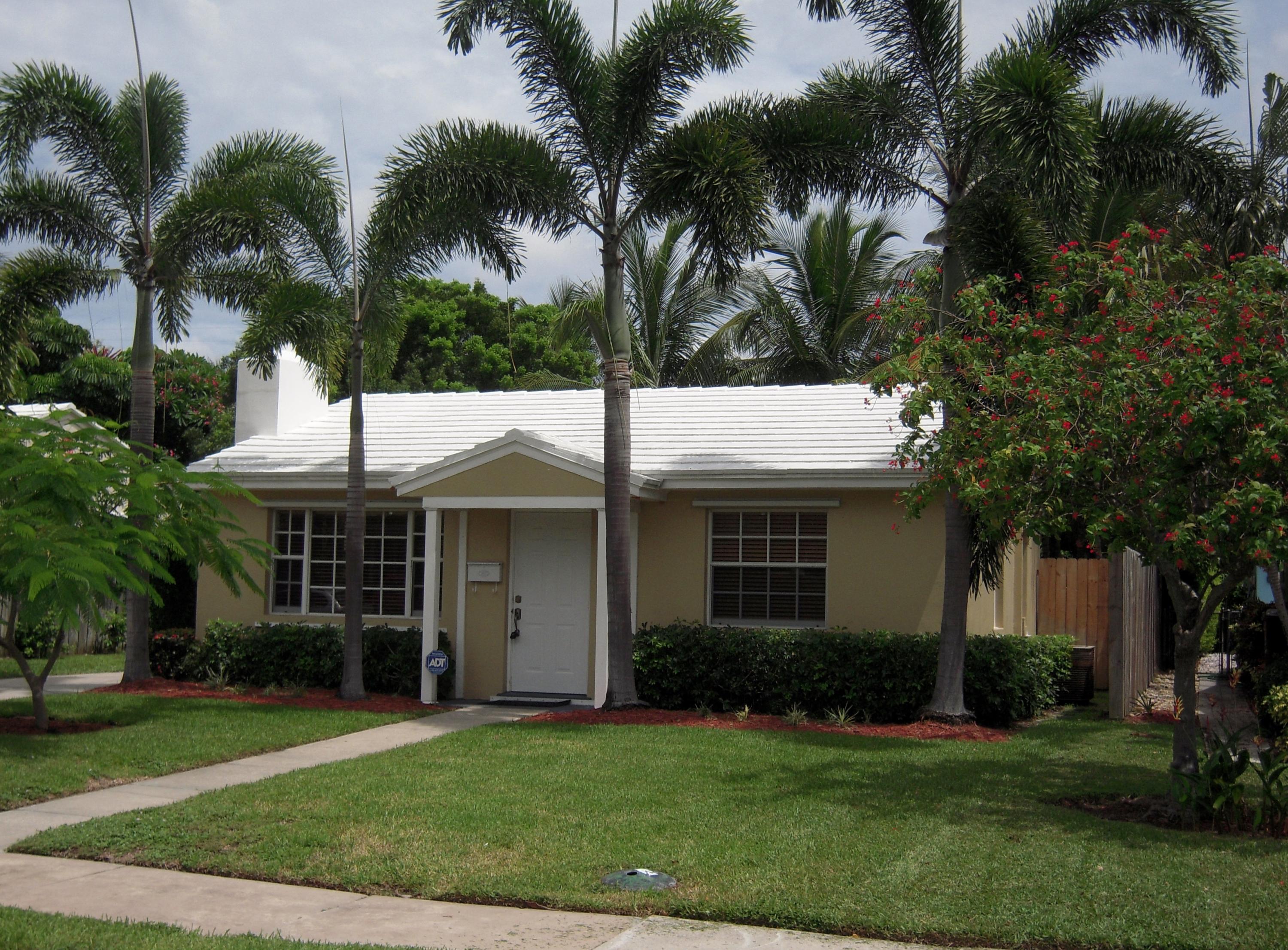 245 Cortez Road West Palm Beach, FL 33405 - Photo 1 of 13 House Front