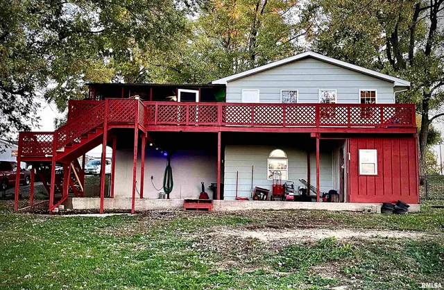 $255,000 | 112 Hillcrest Drive, Goreville, IL 62939