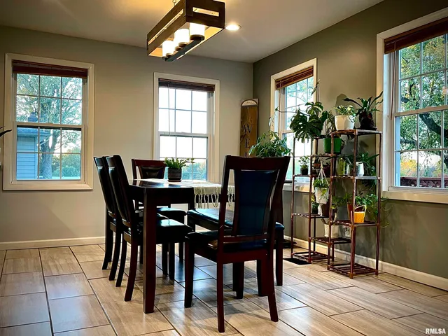 $255,000 | 112 Hillcrest Drive, Goreville, IL 62939