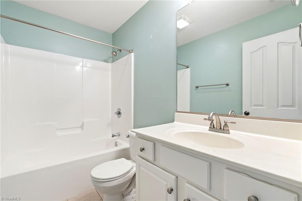 7084 Bridgewood Road Clemmons, NC 27012 - Photo 27 of 48