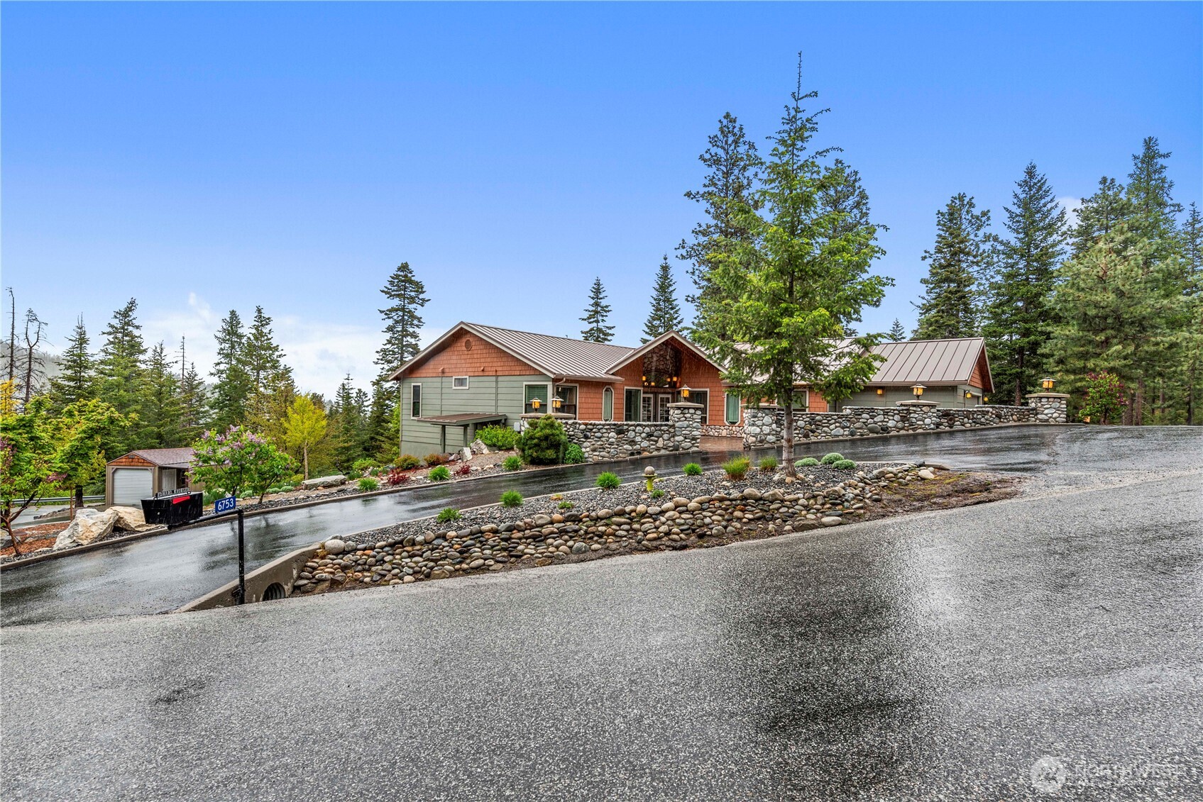 6753 Forest Ridge Drive Wenatchee, WA 98801 - Photo 1 of 39 Gallery Image 1