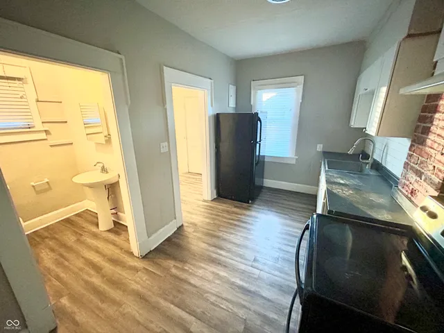 $1,400 | 1134 North Lasalle Street, Indianapolis, IN 46201