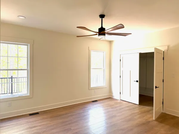 $590,000 | 1131 Golf View Court, Huddleston, VA 24104