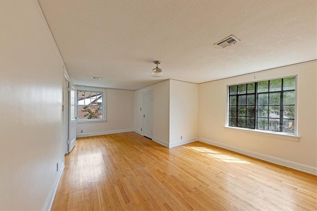 6712 Linden Road Kansas City, MO 64113 - Photo 23 of 42