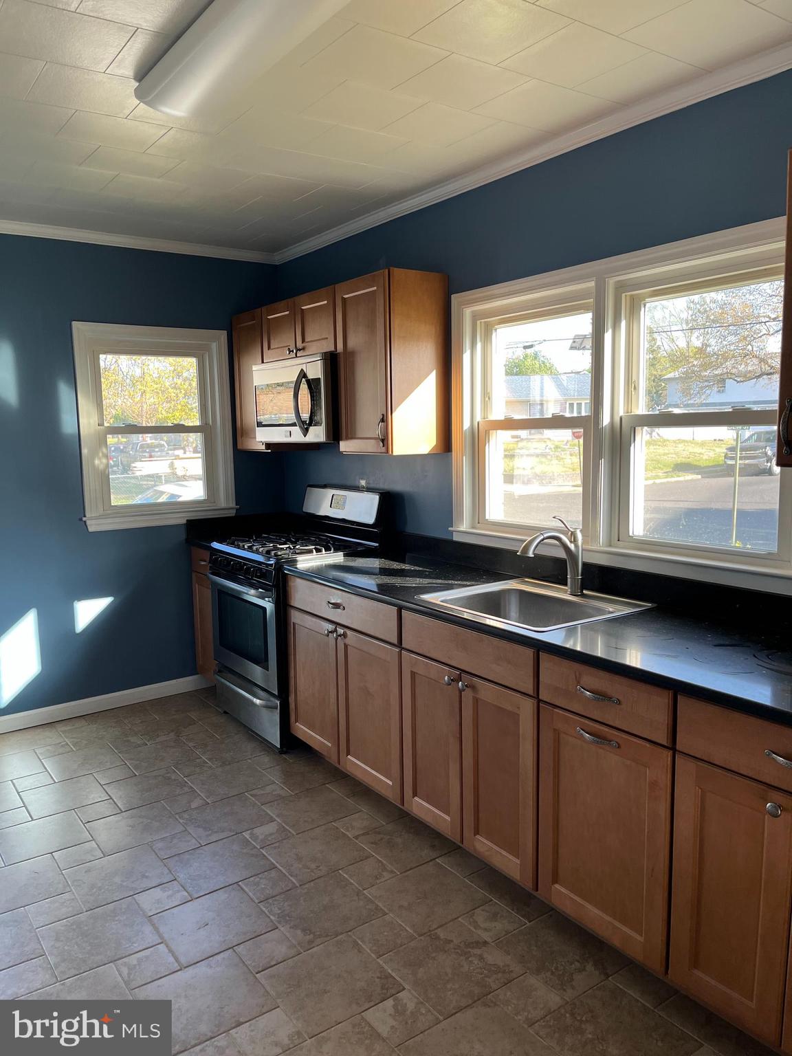 539 Bem Street Riverside, NJ 08075 - Photo 5 of 8