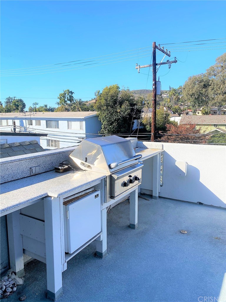 244 Cliff Drive Laguna Beach, CA 92651 - Photo 15 of 20