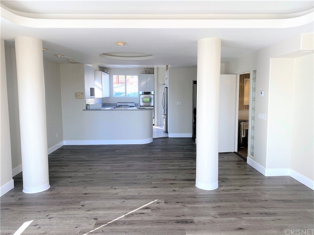 244 Cliff Drive Laguna Beach, CA 92651 - Photo 3 of 20