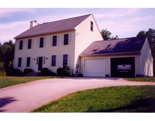18 Red Maple Road Haverhill, MA 01832 - Photo 1 of 1 Gallery Image 1