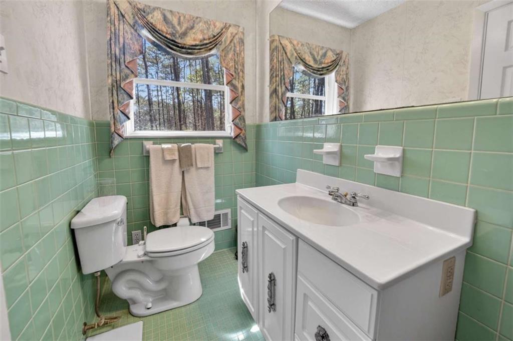 881 Rockbridge Road Lilburn, GA 30047 - Photo 21 of 47