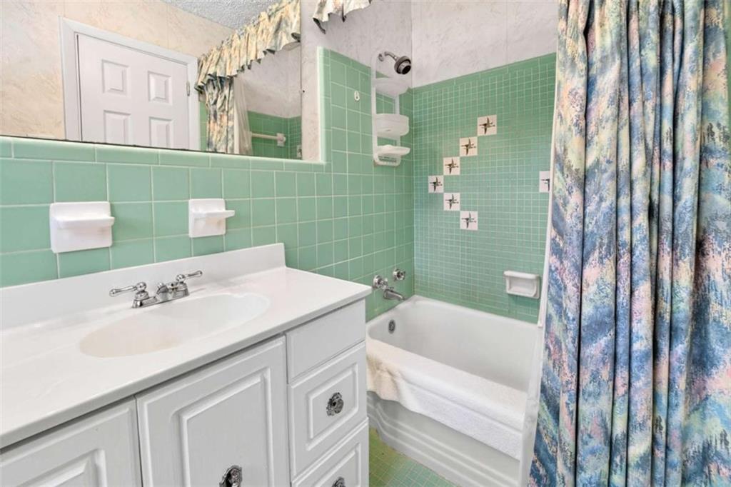 881 Rockbridge Road Lilburn, GA 30047 - Photo 22 of 47