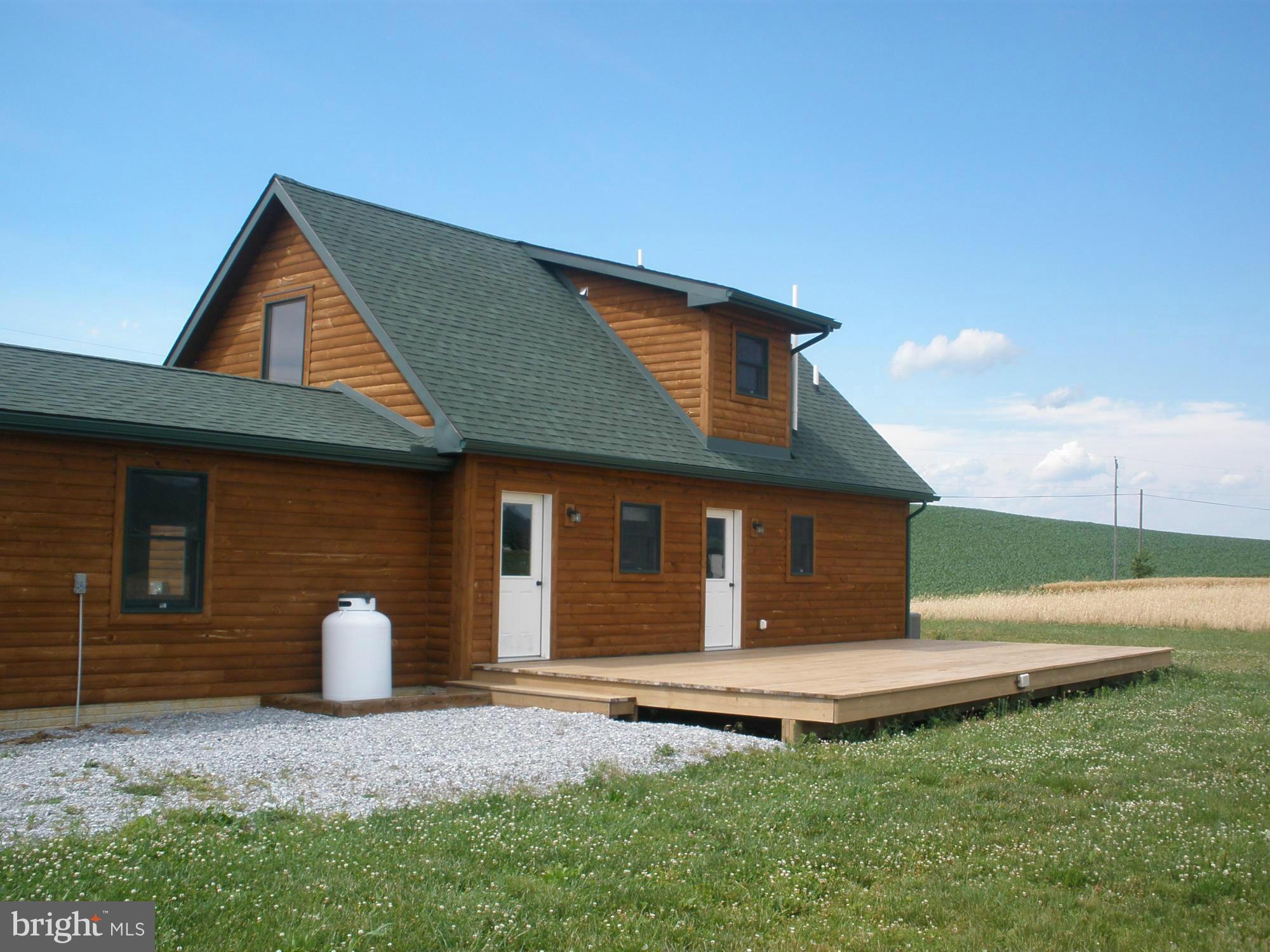 Exterior (Rear)