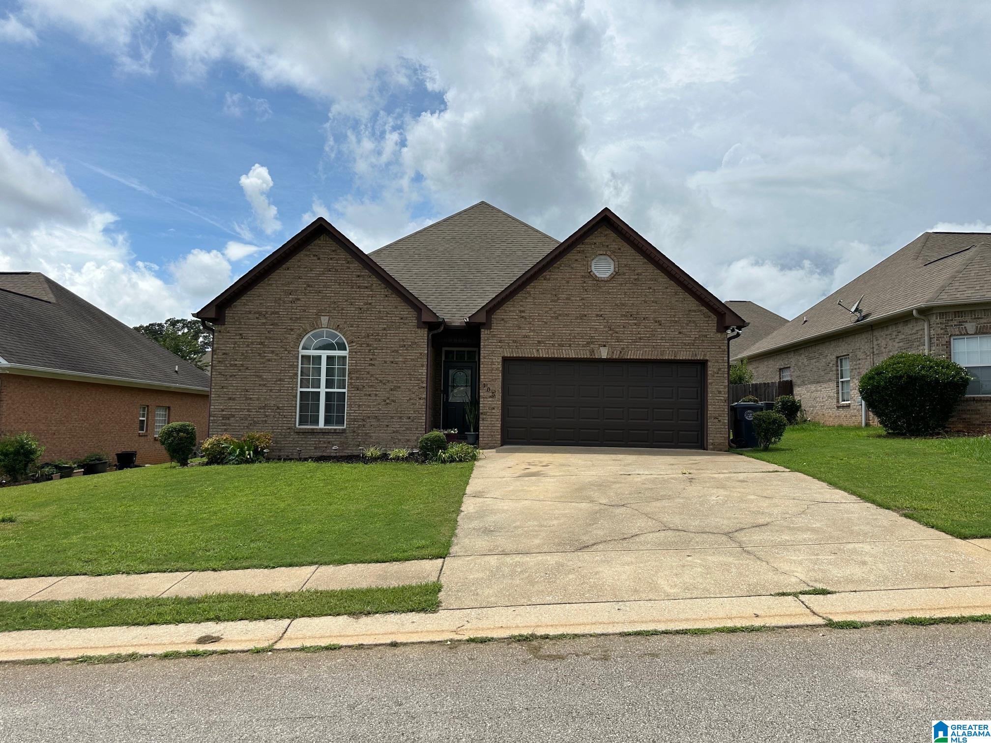105 Lakeside Way Lincoln, AL 35096 - Photo 2 of 28