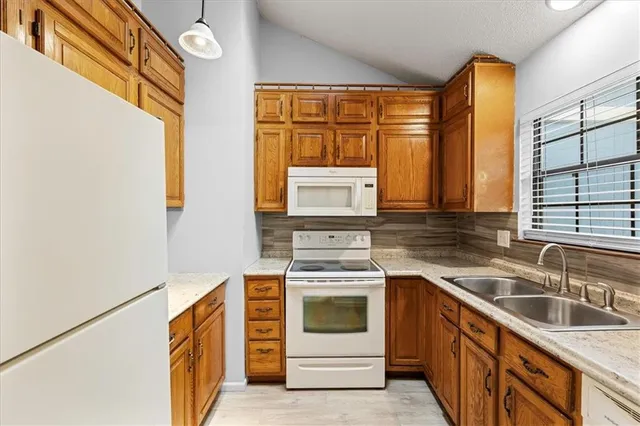 $89,000 | 8137 Holmes Road, Unit 201, Kansas City, MO 64131