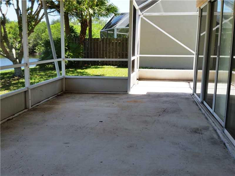 21450 Millbrook Court Boca Raton, FL 33498 - Photo 23 of 25 Patio/Deck