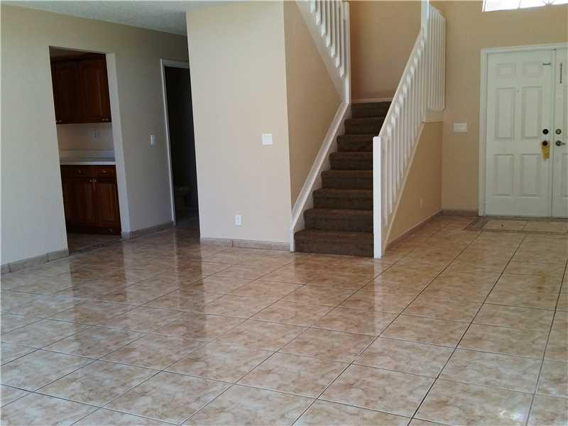 21450 Millbrook Court Boca Raton, FL 33498 - Photo 4 of 25 Living Room