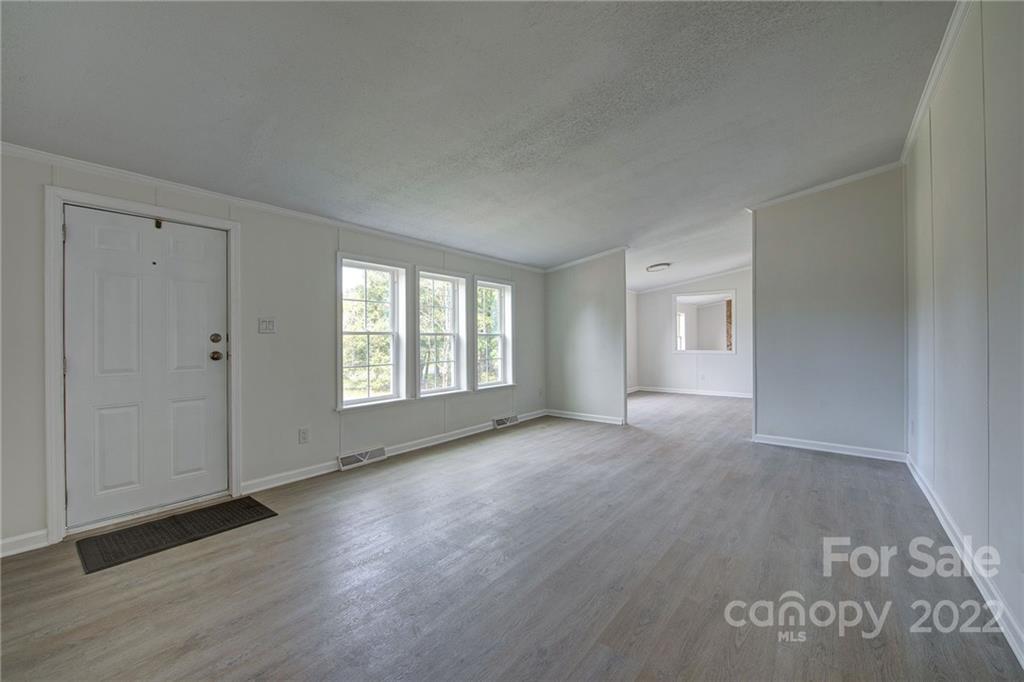 1544 Long Shoals Road Lincolnton, NC 28092 - Photo 6 of 28 Gallery Image 6