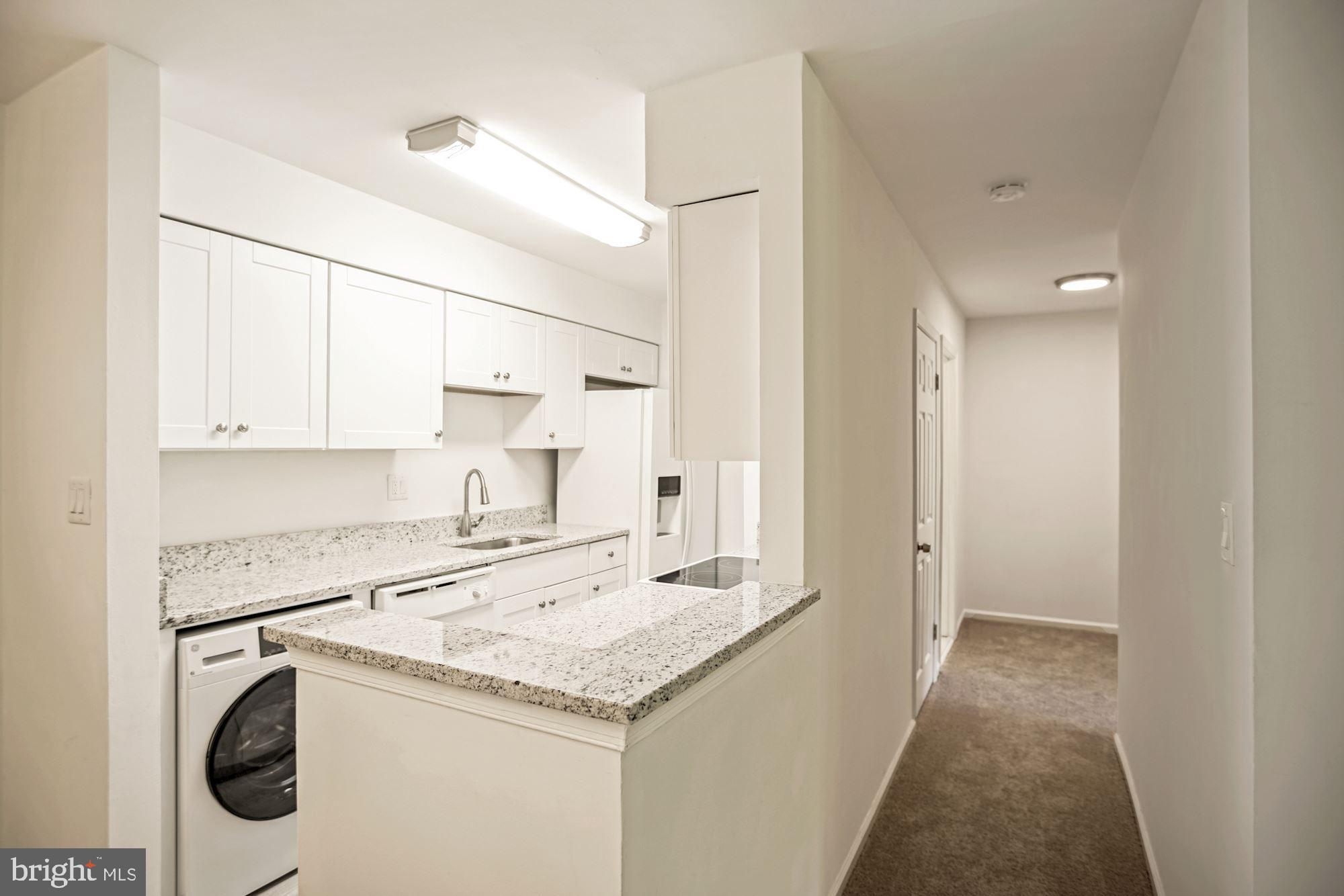 8112 Colony Point Road, Unit 231 Springfield, VA 22152 - Photo 3 of 30 Kitchen includes steam washer/dryer;