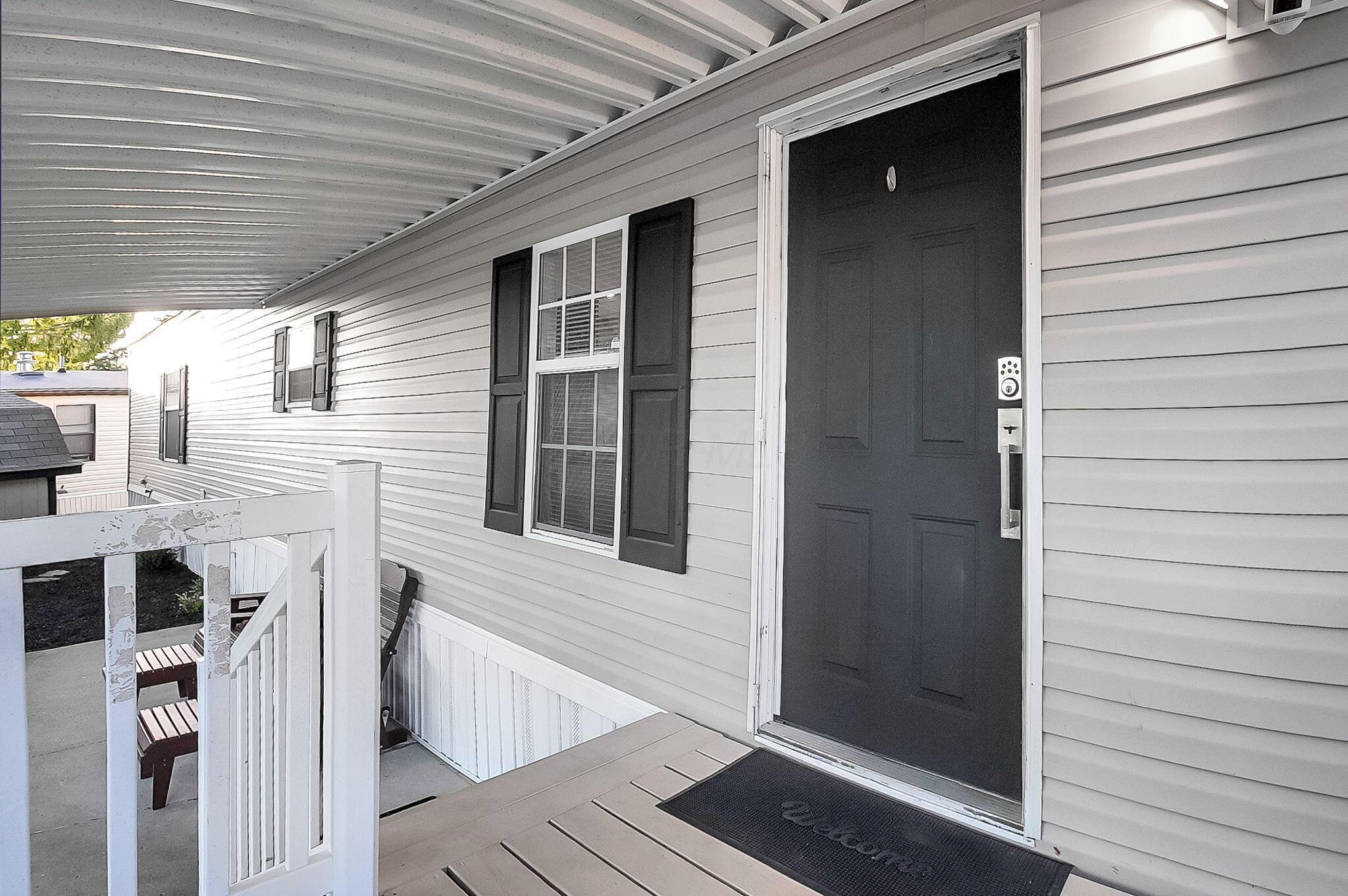 5451 Ruffed Grouse Circle Dublin, OH 43016 - Photo 4 of 25 4-web-or-mls-5451-ruffed-grouse-cir