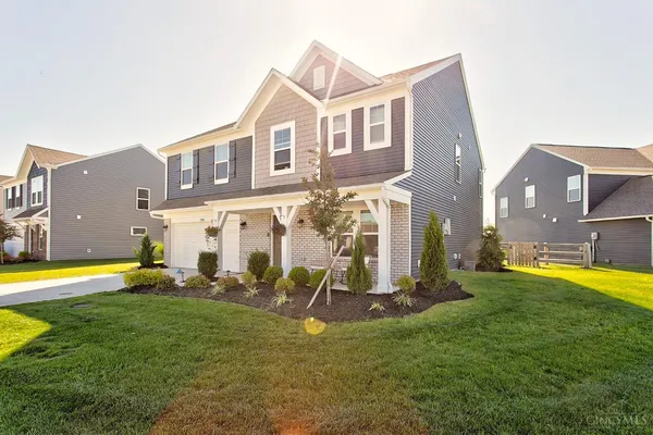 $425,000 | 3388 Sunbeam Place, Batavia, OH 45103
