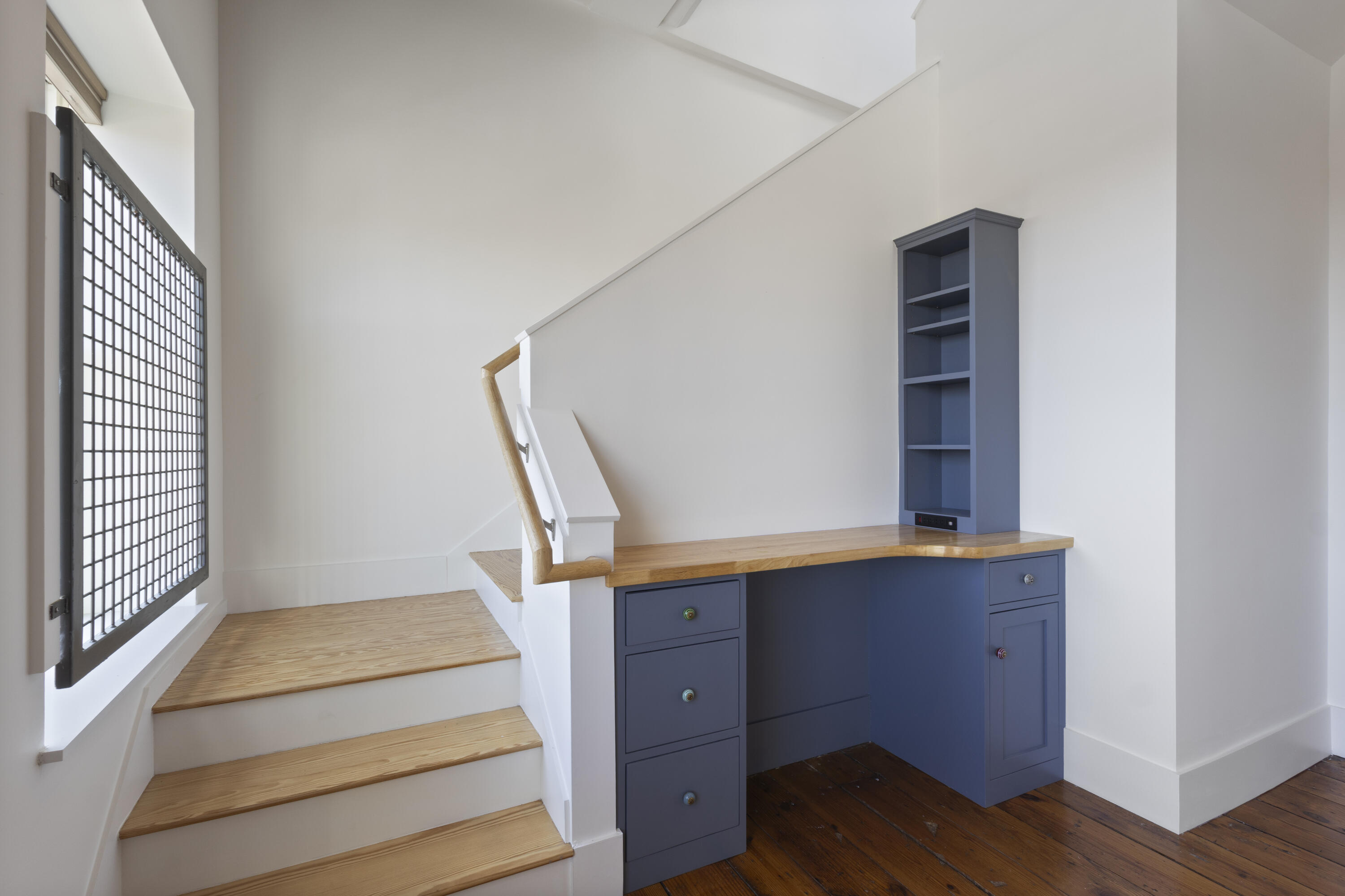 15 Brown Street, Unit 405 Portland, ME 04101 - Photo 25 of 46 Living Room