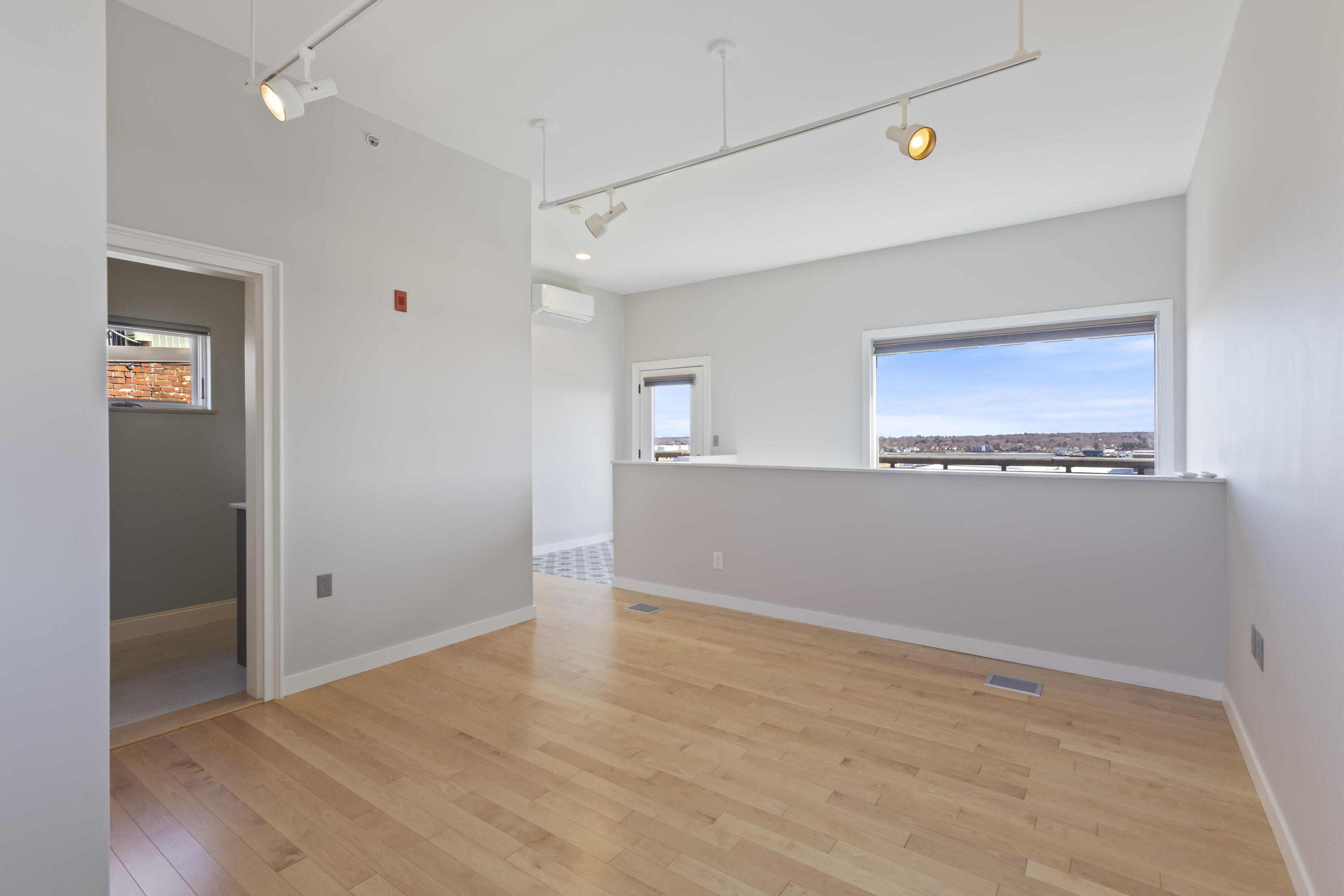 15 Brown Street, Unit 405 Portland, ME 04101 - Photo 30 of 46 Primary Bedroom