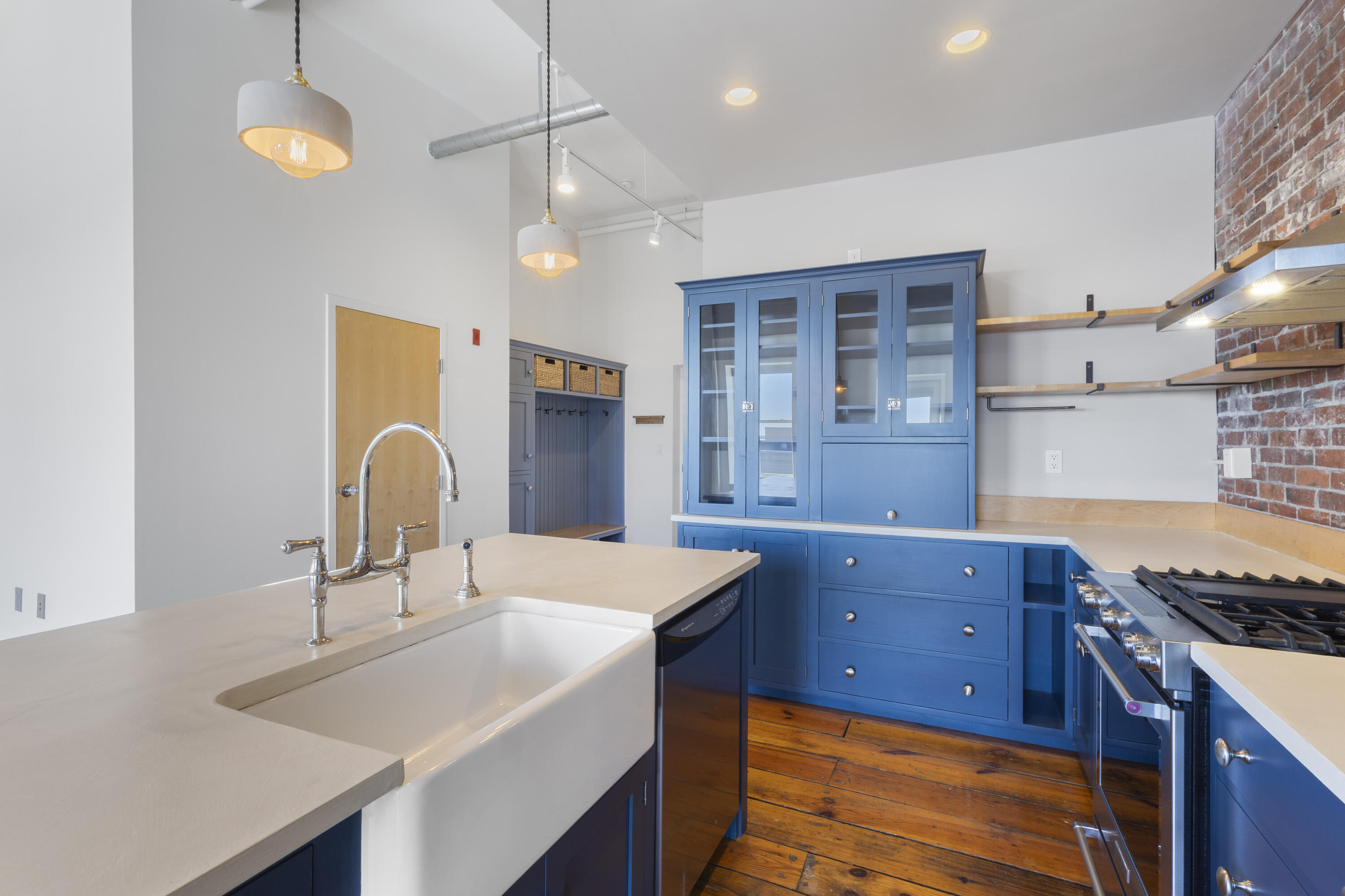 15 Brown Street, Unit 405 Portland, ME 04101 - Photo 7 of 46 Kitchen