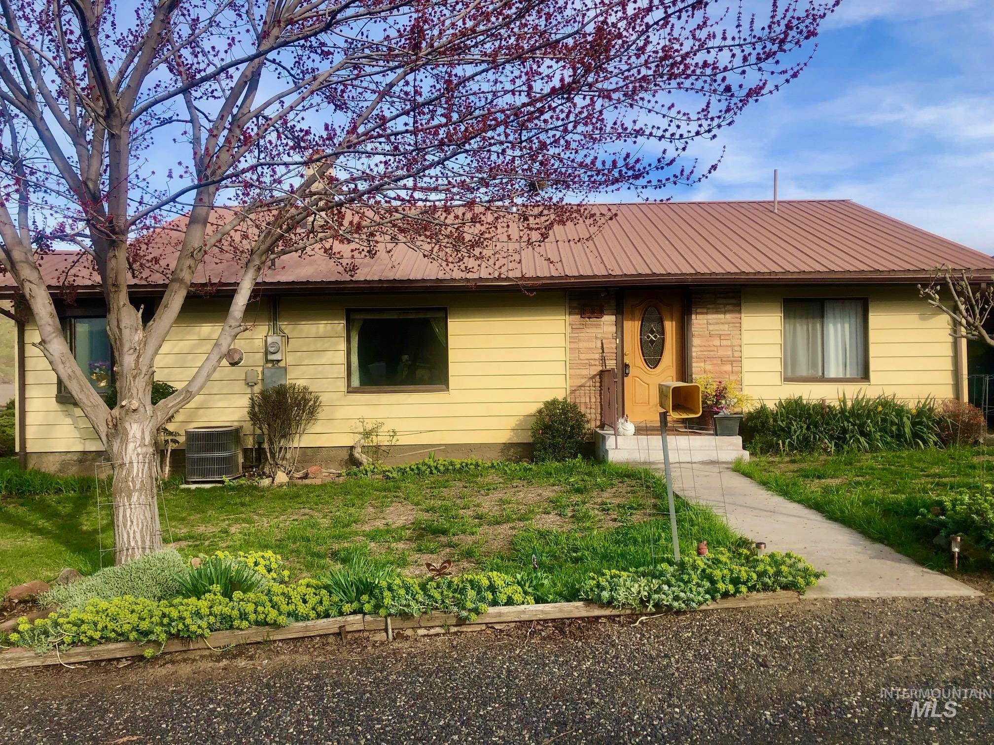 323 Hays Street Asotin, WA 99402 - Photo 6 of 23