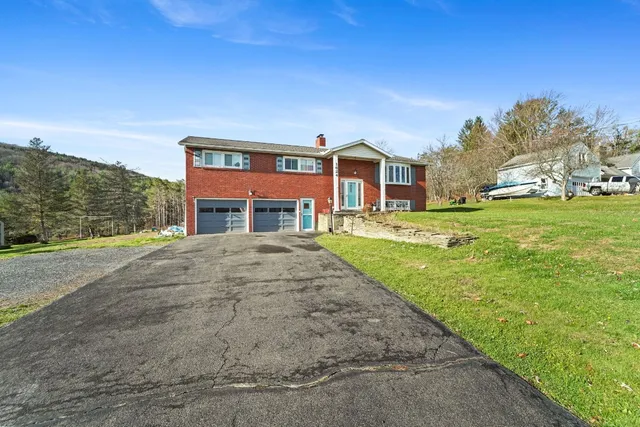 $329,900 | 1624 Glenwood Road, Vestal, NY 13850