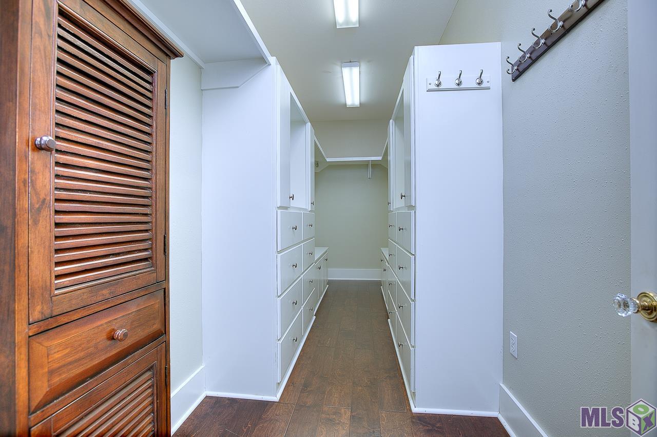 4240 Tupello Street Baton Rouge, LA 70808 - Photo 32 of 33 Gallery Image 32