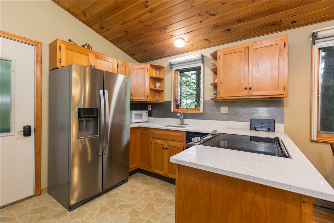 142 Gold Mine Road Glocester, RI 02814 - Photo 3 of 23