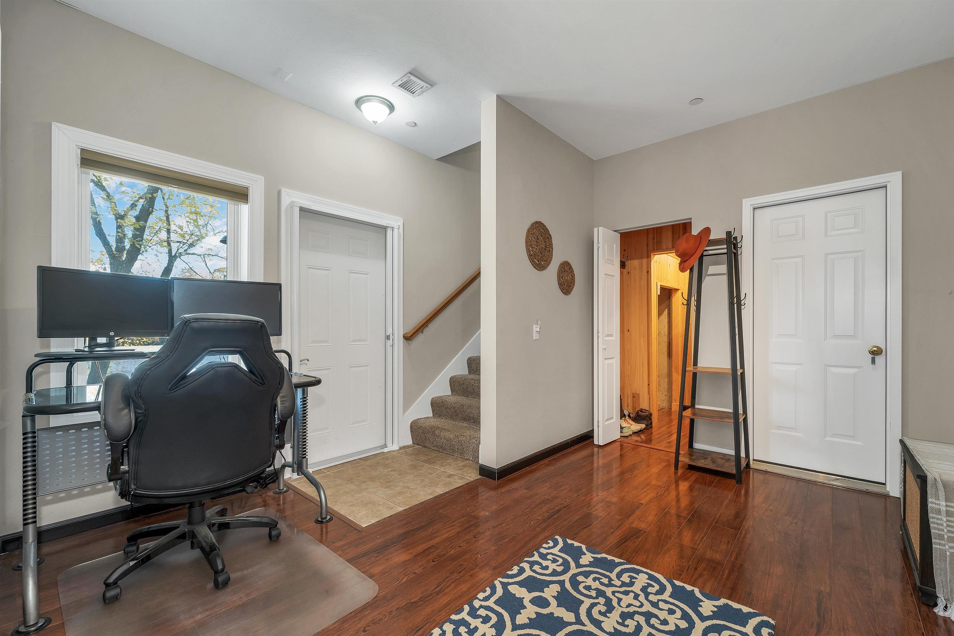 17 Riverfront Drive, Unit 3 Manchester, NH 03102 - Photo 13 of 59