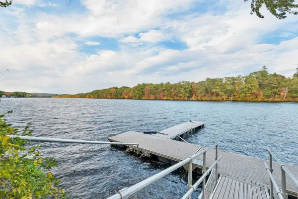 $675,000 | 17 Riverfront Drive, Unit 3, Manchester, NH 03102