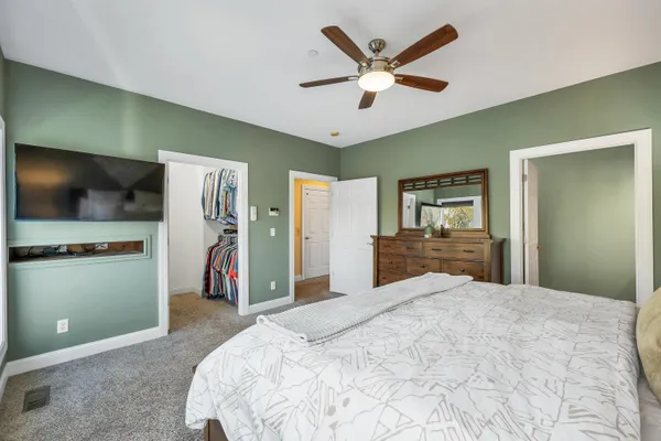 $675,000 | 17 Riverfront Drive, Unit 3, Manchester, NH 03102