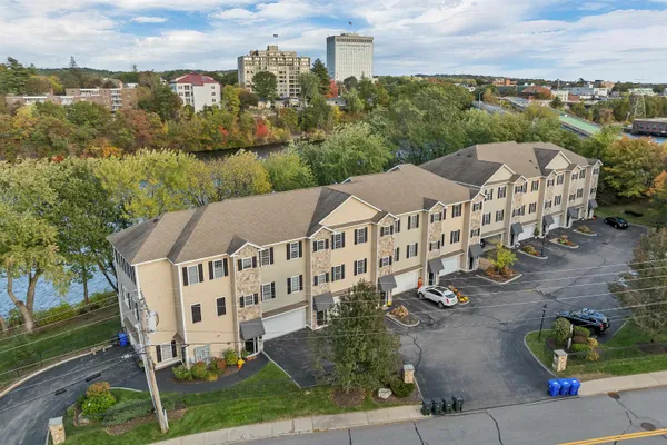 $675,000 | 17 Riverfront Drive, Unit 3, Manchester, NH 03102