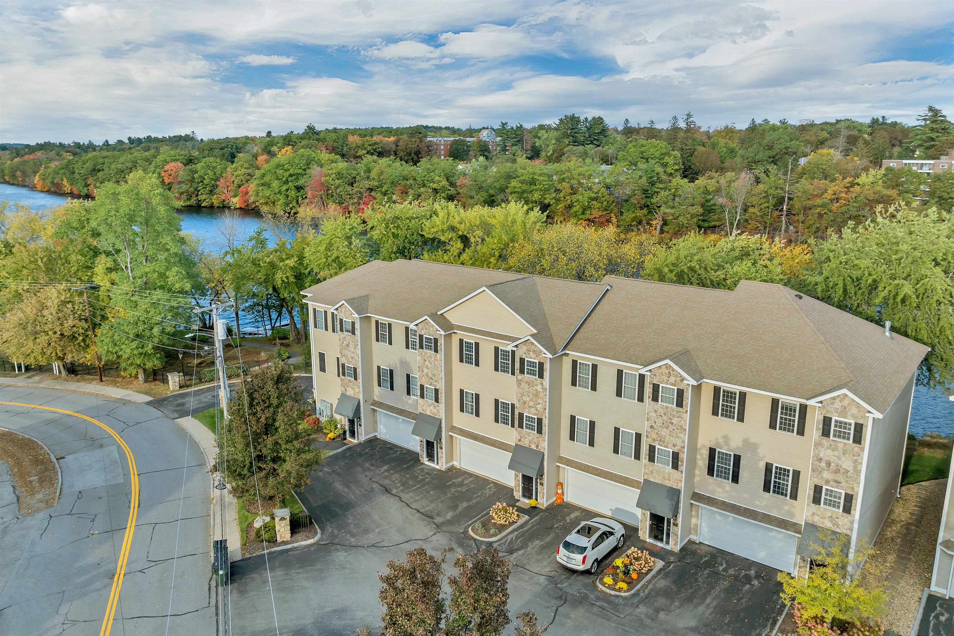 17 Riverfront Drive, Unit 3 Manchester, NH 03102 - Photo 55 of 59