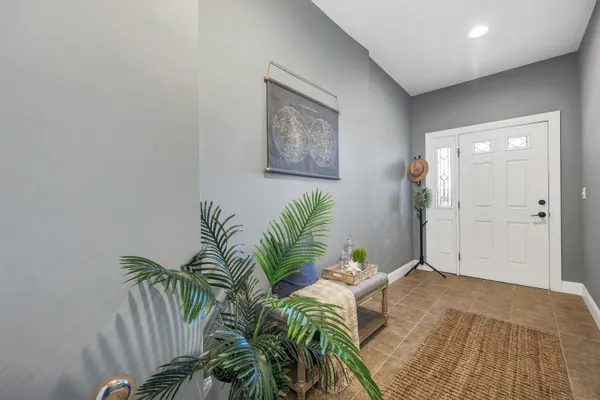 $675,000 | 17 Riverfront Drive, Unit 3, Manchester, NH 03102